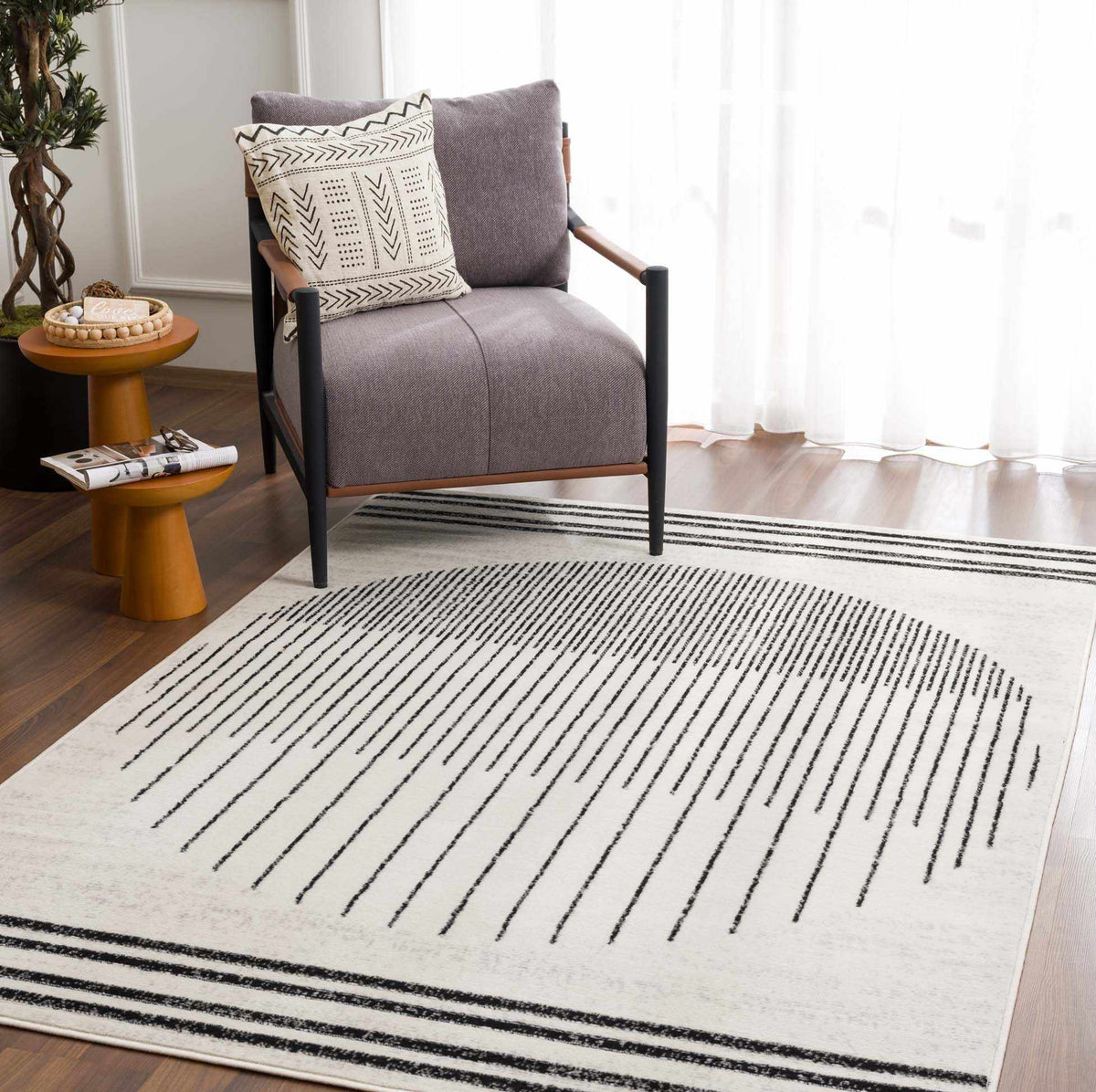 Angus Black&White Geometric Area Rug